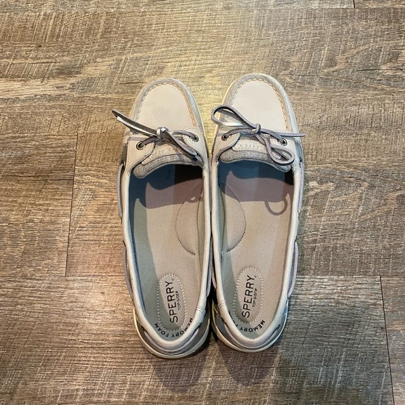 Sperry Women’s Angelfish Boat Shoe, size 9 - Picture 3 of 5